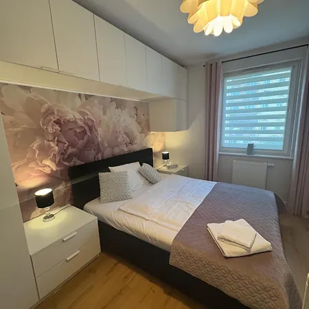 Tabago 34 Kossaka Apartmán *